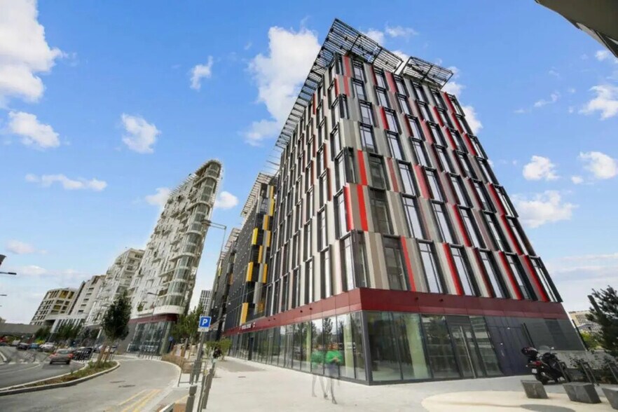 66 Allée De Corse, Nanterre à louer - Photo de l’immeuble – Image 2 sur 17