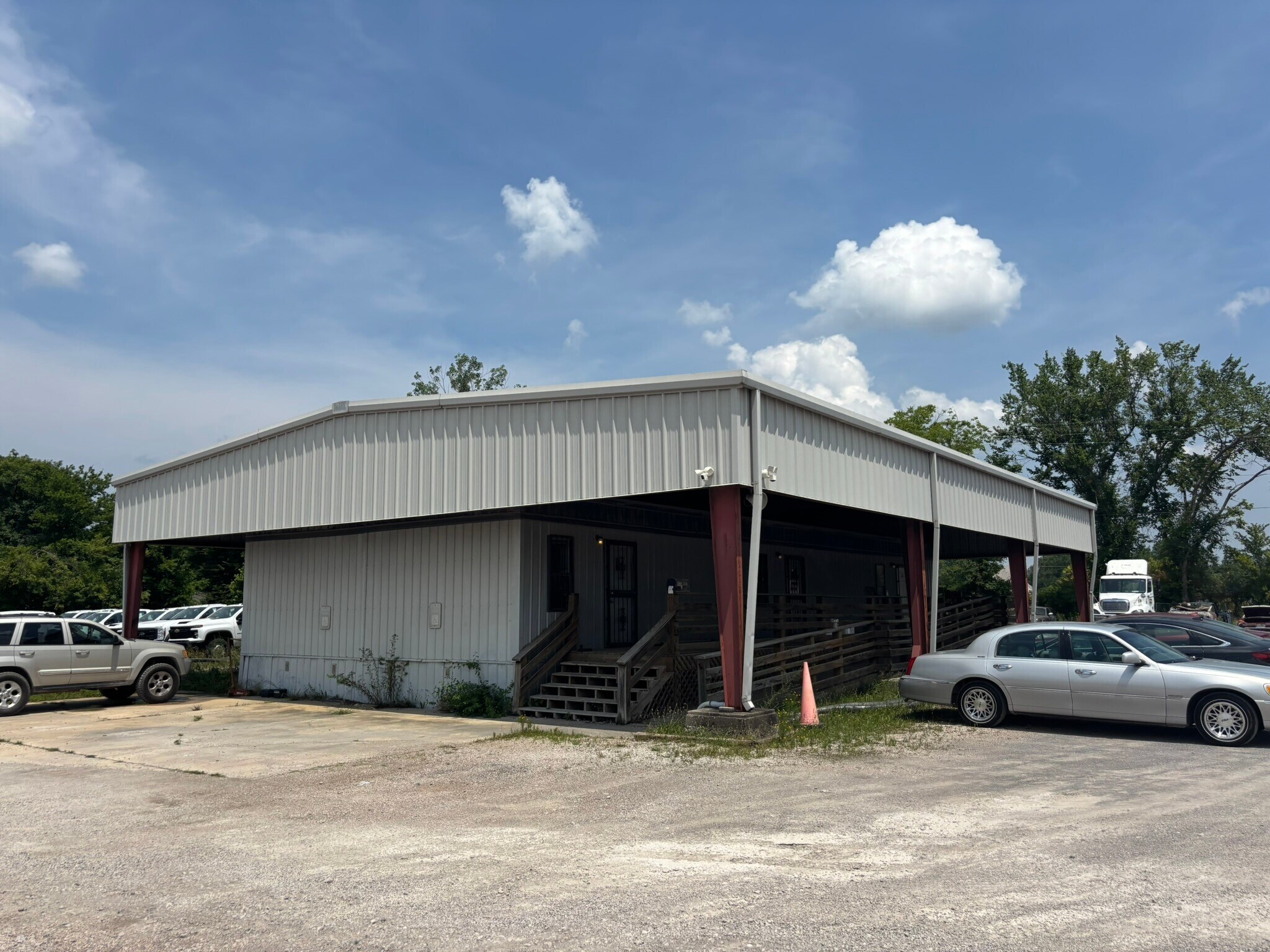 3550 27th Ave N, Birmingham, AL à louer Photo principale– Image 1 sur 15