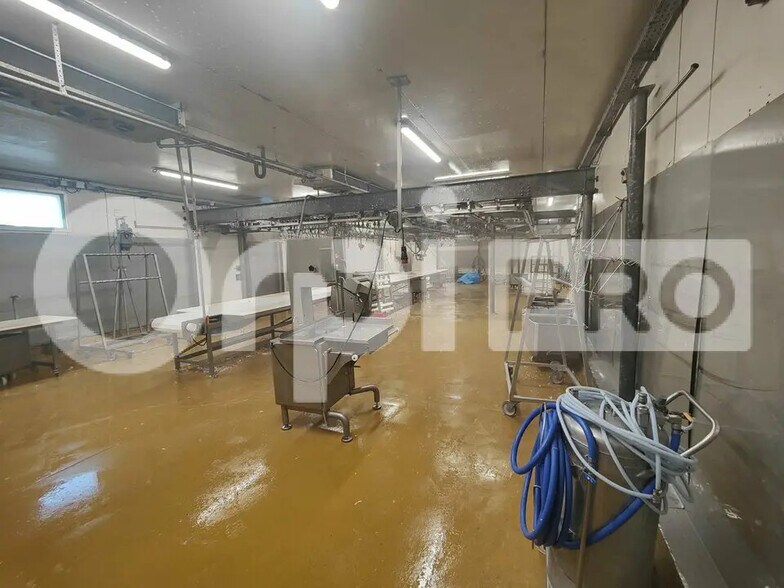 Local d'activités dans Étampes à vendre - Photo de l’immeuble – Image 3 sur 6