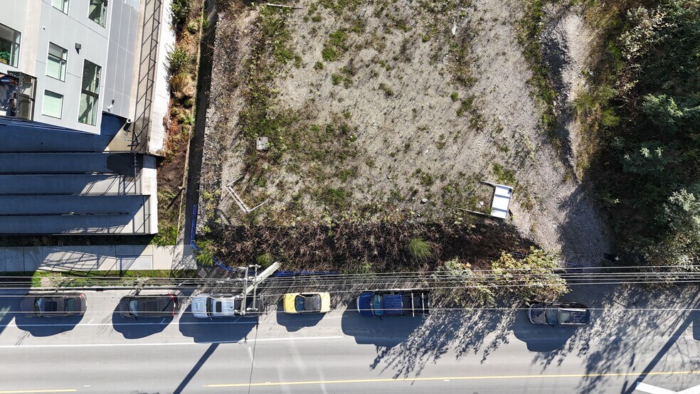 39660 Government Rd, Squamish, BC à vendre - Photo de l’immeuble – Image 2 sur 8