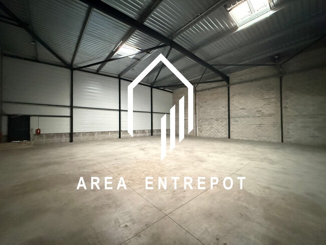 Plus de détails pour 230 Rue Henri Delaunay, Aix-en-Provence - Local d'activités à louer