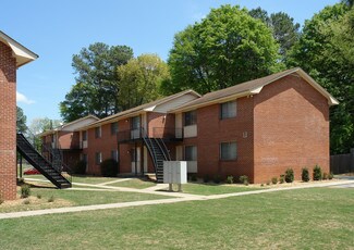 Plus de détails pour 2400 Beverly Hills Dr, Atlanta, GA - Logement à vendre