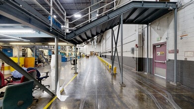 22600 N 19th Ave, Phoenix, AZ à louer Numérisation 3D Matterport– Image 1 sur 16