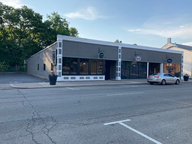 431-439 S Main St, Franklin, OH à louer - Photo de l’immeuble – Image 2 sur 10