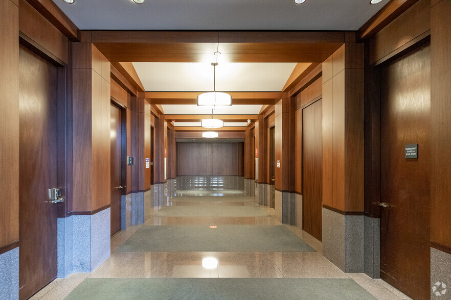 3535 Grandview Pky, Birmingham, AL à louer - Hall d’entrée – Image 3 sur 8