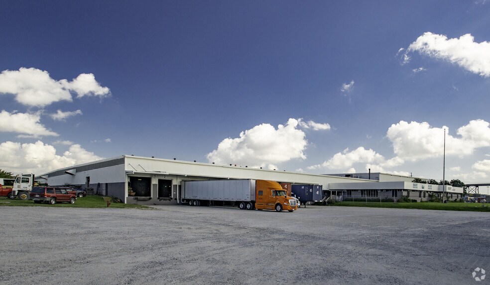 5301 Jefferson Hwy, New Orleans, LA à louer - Photo principale – Image 1 sur 8