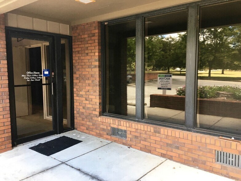 1309 Milstead Ave NE, Conyers, GA à louer - Photo de l’immeuble – Image 2 sur 3