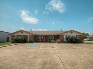 Plus de détails pour 525 Tower Dr, Moore, OK - Bureau à louer