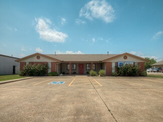 Plus de détails pour 525 Tower Dr, Moore, OK - Bureau à louer