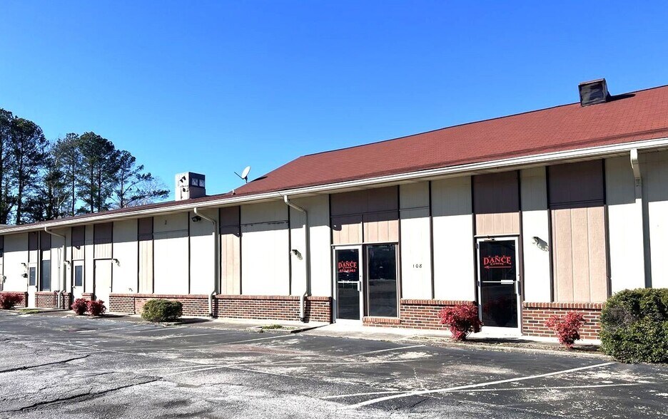 122 E Division Rd, Oak Ridge, TN à vendre - Photo de l’immeuble – Image 3 sur 8