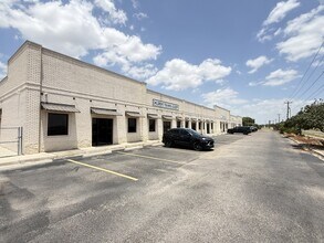 8115 N Los Ebanos Rd, Mission, TX à louer Photo de l’immeuble– Image 1 sur 4