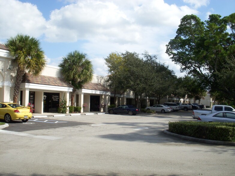 4107-4151 Burns Rd, Palm Beach Gardens, FL à louer - Photo principale – Image 3 sur 5