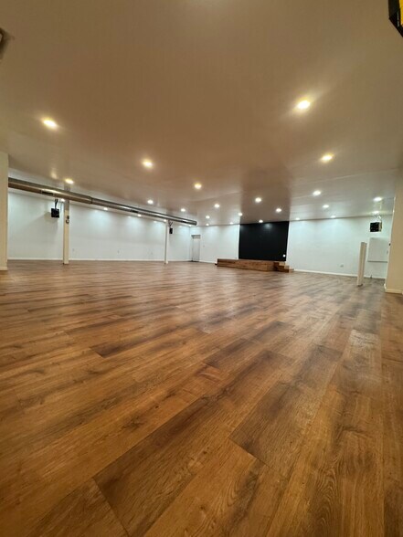 202-208 Cecil B Moore Ave, Philadelphia, PA à louer - Photo de l’immeuble – Image 3 sur 10