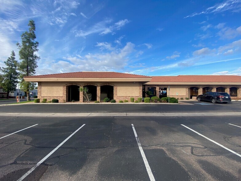 460 S Greenfield Rd, Mesa, AZ à louer - Photo de l’immeuble – Image 3 sur 4