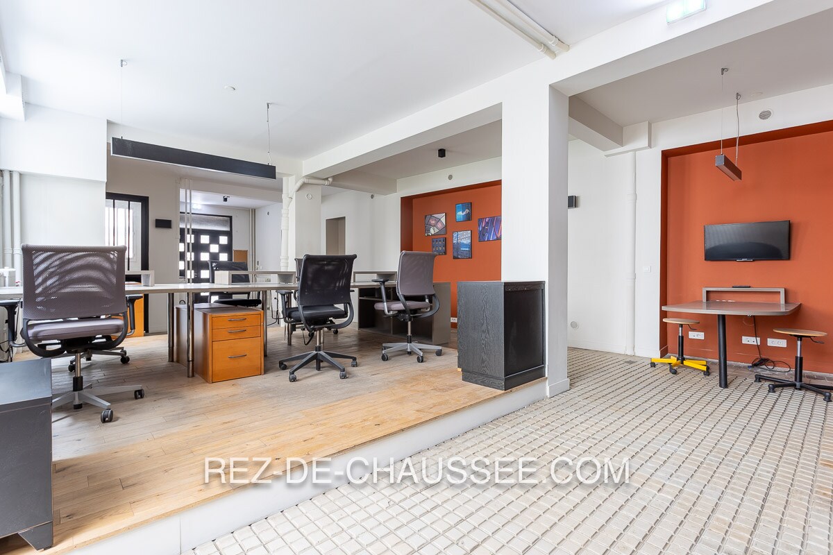 Bureau dans Paris à vendre Photo de l’immeuble– Image 1 sur 12