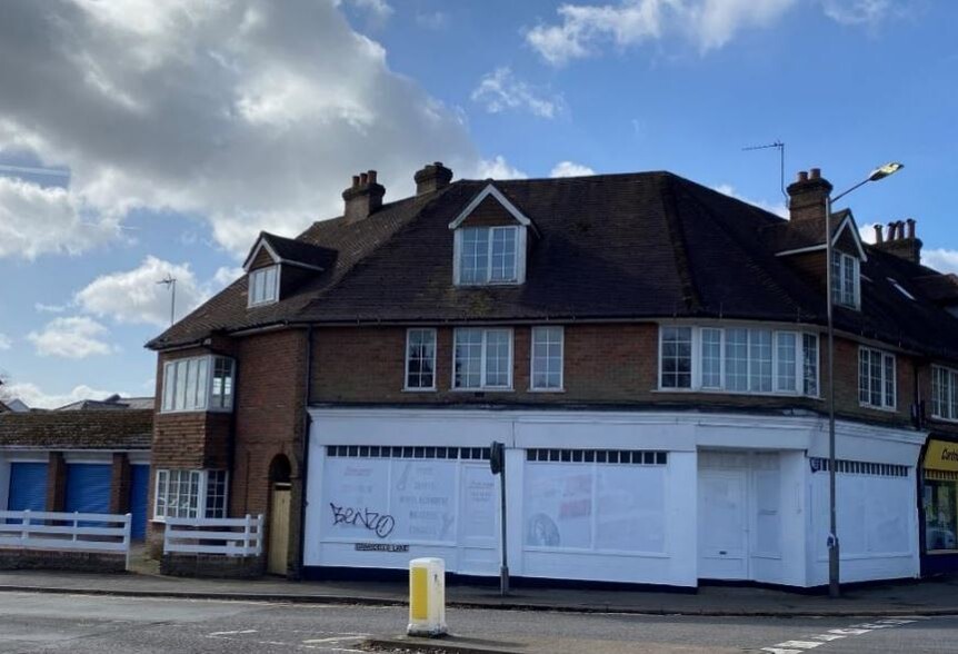 4 Sycamore Rd, Amersham à louer - Photo de l’immeuble – Image 2 sur 2