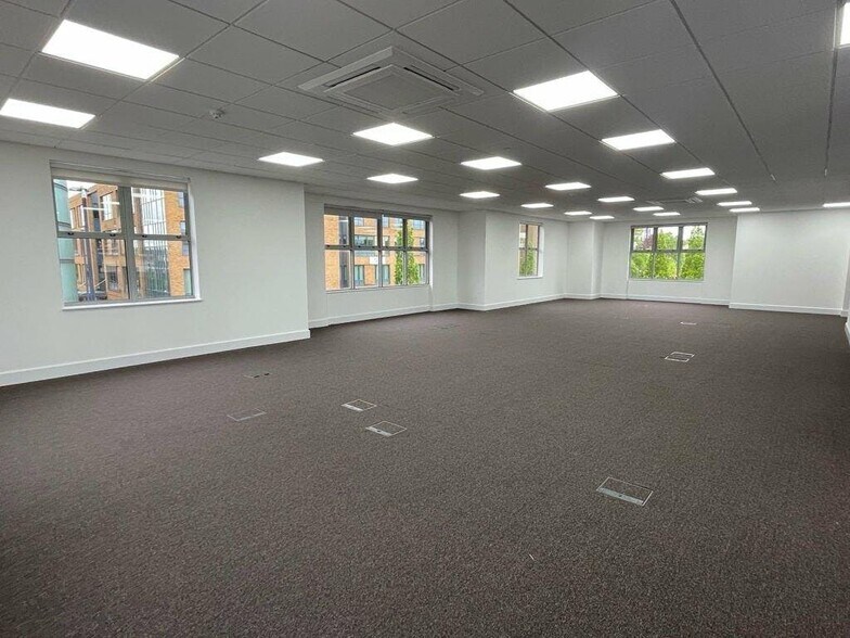 St Cloud Way, Maidenhead à louer - Photo intérieure – Image 3 sur 9