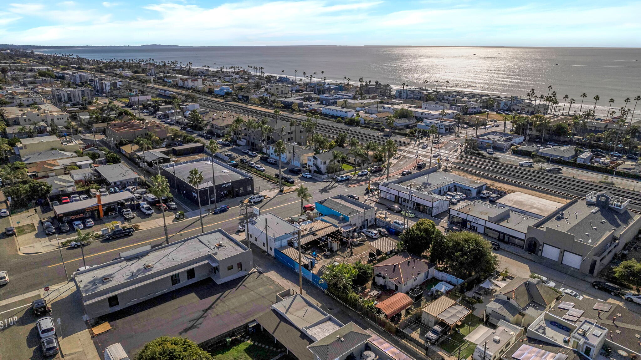 302-306 Wisconsin Ave, Oceanside, CA à vendre Photo de l’immeuble– Image 1 sur 6