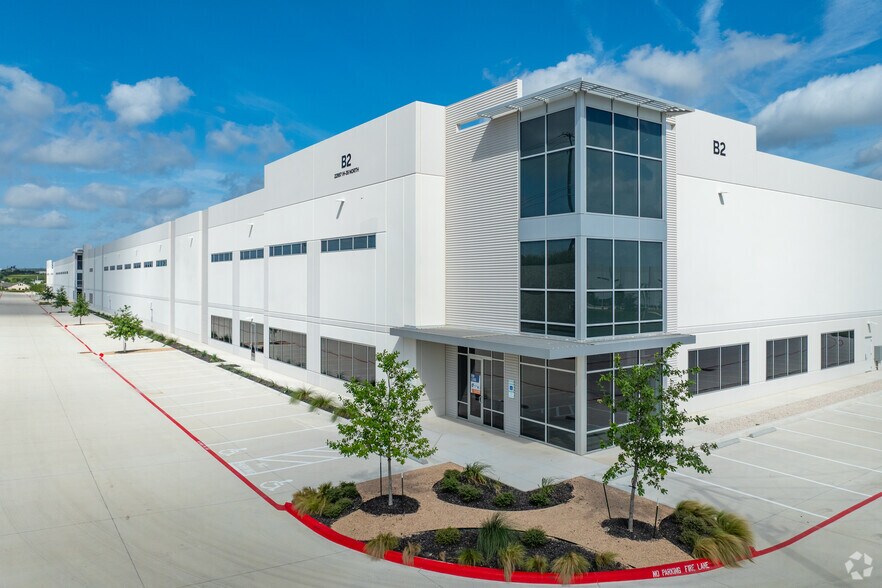 22867 IH-35, Schertz, TX à louer - Photo de l’immeuble – Image 1 sur 18