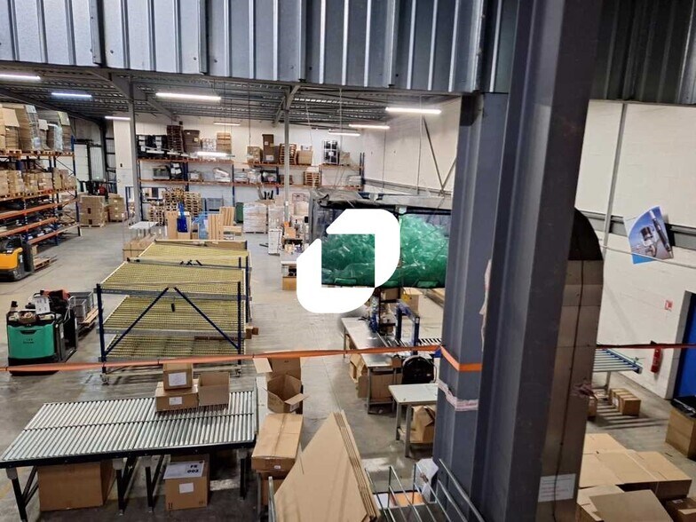 Industriel/Logistique dans Blanquefort à vendre - Photo intérieure – Image 2 sur 10