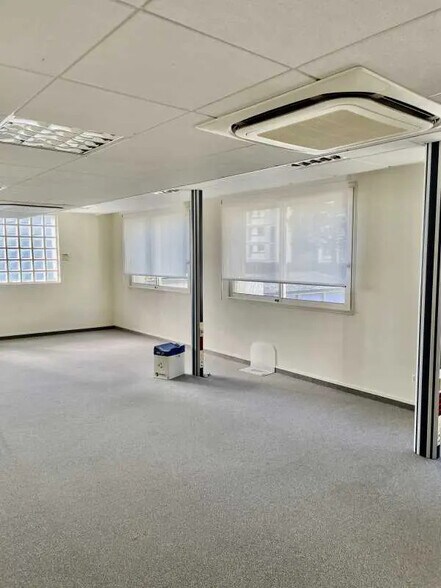 Bureau dans Compiègne à louer - Photo intérieure – Image 1 sur 8