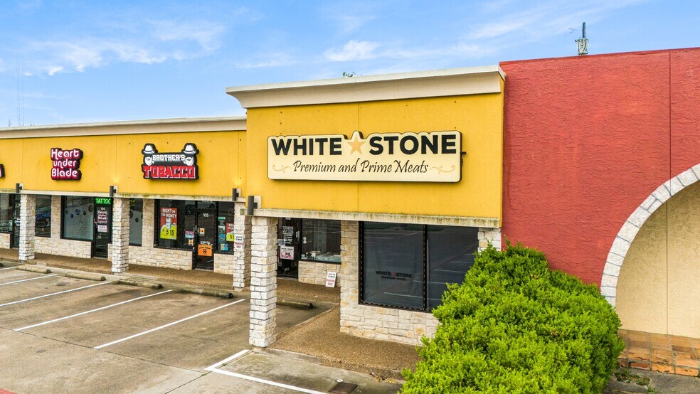 1808-1812 Santa Fe Dr, Weatherford, TX à louer - Photo de l’immeuble – Image 3 sur 22