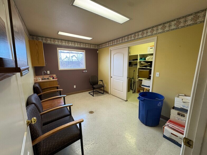 1190 Ryland St, Reno, NV à louer - Photo de l’immeuble – Image 2 sur 10
