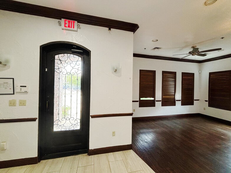 6814 Lebanon Rd, Frisco, TX à vendre - Photo intérieure – Image 2 sur 36