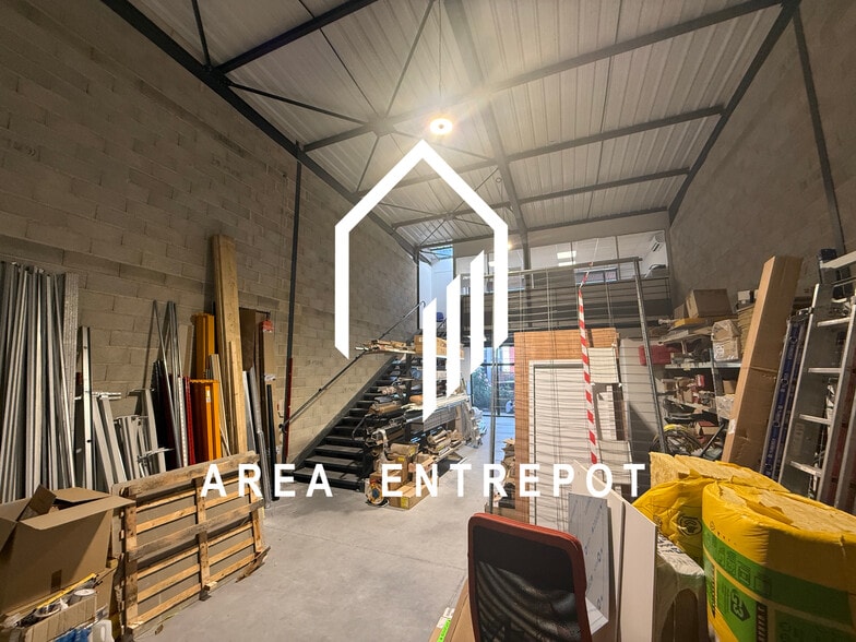 580 Avenue Du Serpolet, La Ciotat à louer - Photo de l’immeuble – Image 2 sur 5