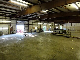 Plus de détails pour 55 Woodruff St, Walden, NY - Industriel/Logistique à louer