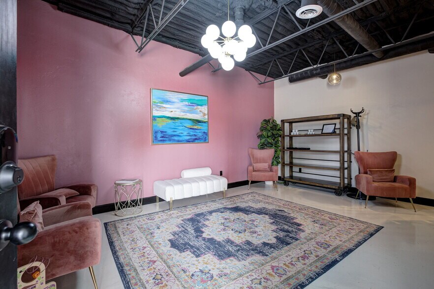 6500 N Meridian Ave, Oklahoma City, OK à vendre - Photo de l’immeuble – Image 3 sur 38