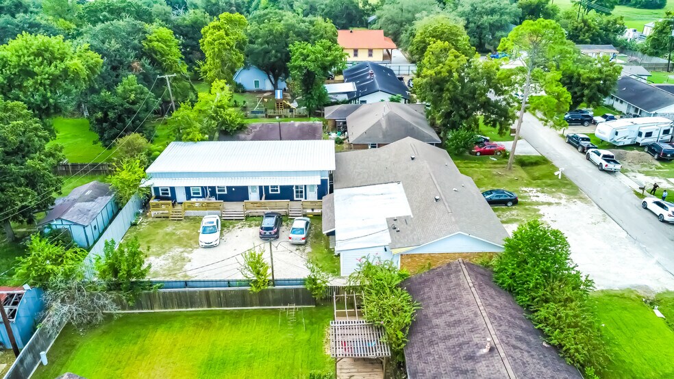 4407 Continental Dr, Houston, TX à vendre - Photo de l’immeuble – Image 3 sur 9