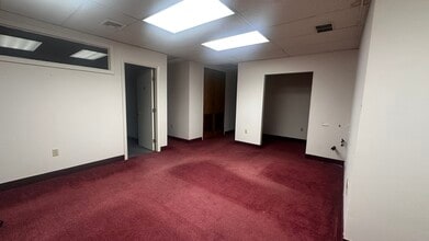 155 Maple St, Springfield, MA à louer Photo intérieure– Image 1 sur 5