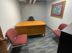 80 Birmingham St, Toronto, ON à louer Photo intérieure– Image 2 sur 2