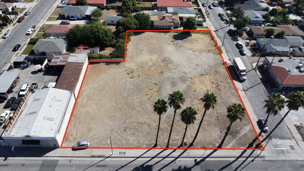 757 N Mount Vernon Ave, San Bernardino, CA à vendre - Photo de l’immeuble – Image 1 sur 4