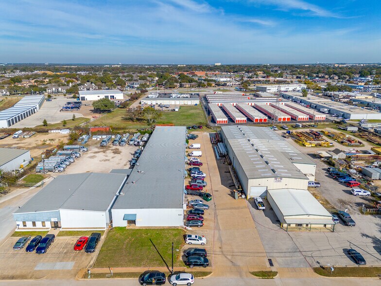 10709 Tube Dr, Fort Worth, TX à louer - Photo de l’immeuble – Image 2 sur 9