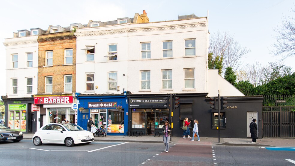 573-573A Battersea Park Rd, Londres à vendre - Photo de l’immeuble – Image 2 sur 4
