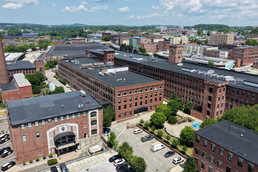 140 Mill St, Lewiston, ME à vendre - Photo de l’immeuble – Image 1 sur 67