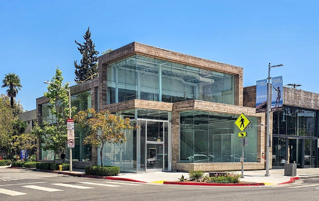 8587 Melrose Ave, West Hollywood, CA à louer Photo principale– Image 1 sur 7