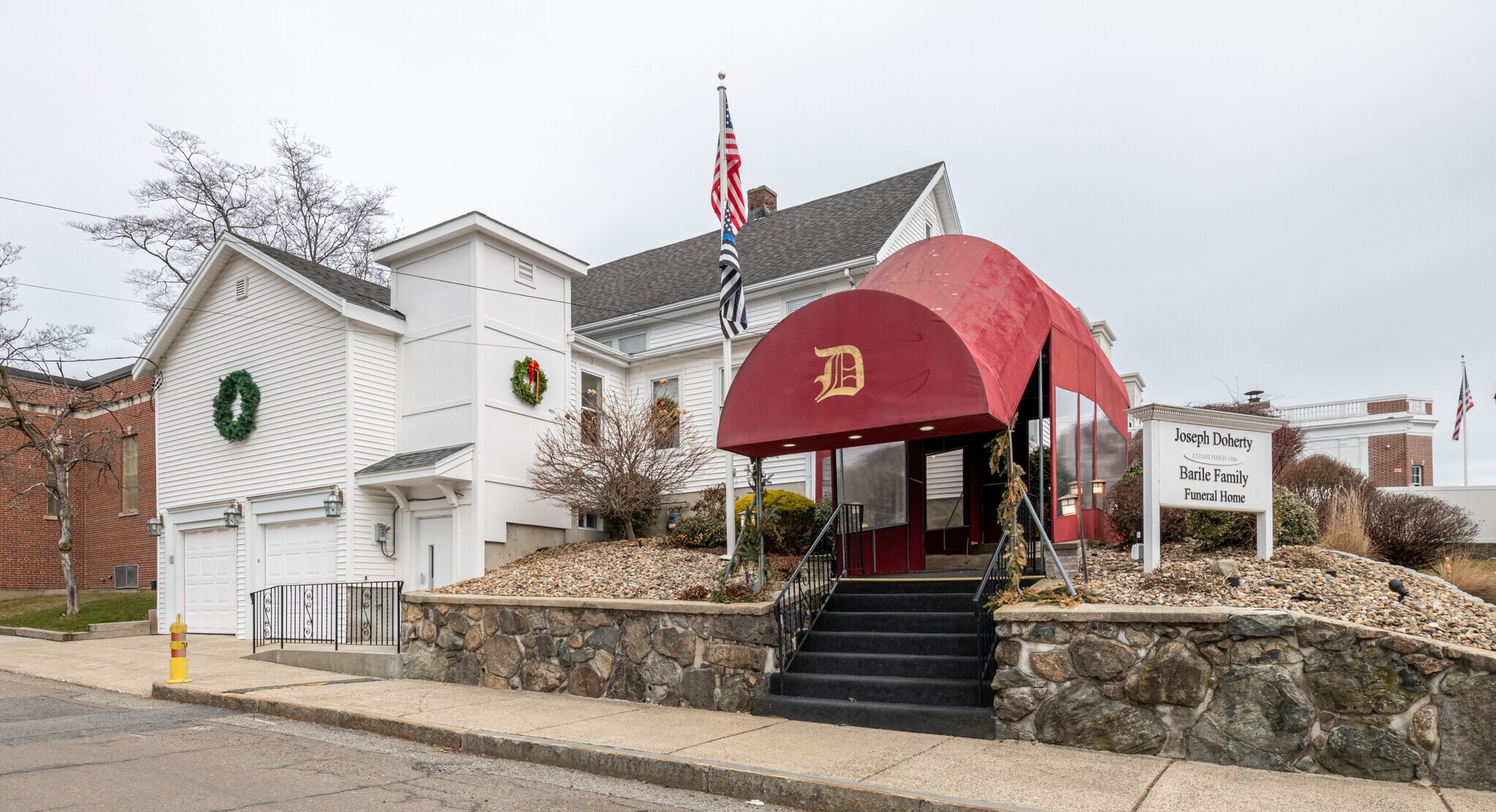 11 Linden St, Reading, MA à vendre Photo principale– Image 1 sur 32