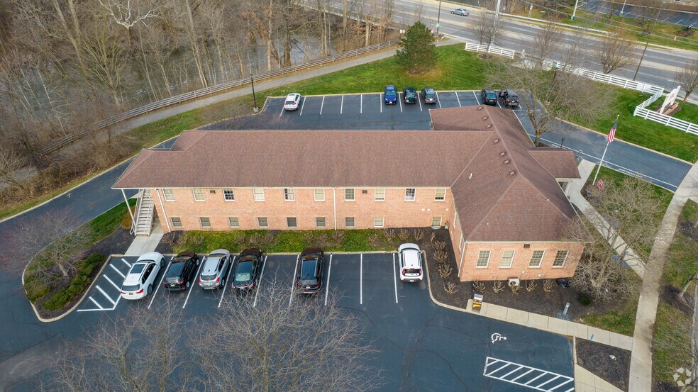4261 Morse Rd, Columbus, OH à vendre - Photo de l’immeuble – Image 3 sur 47