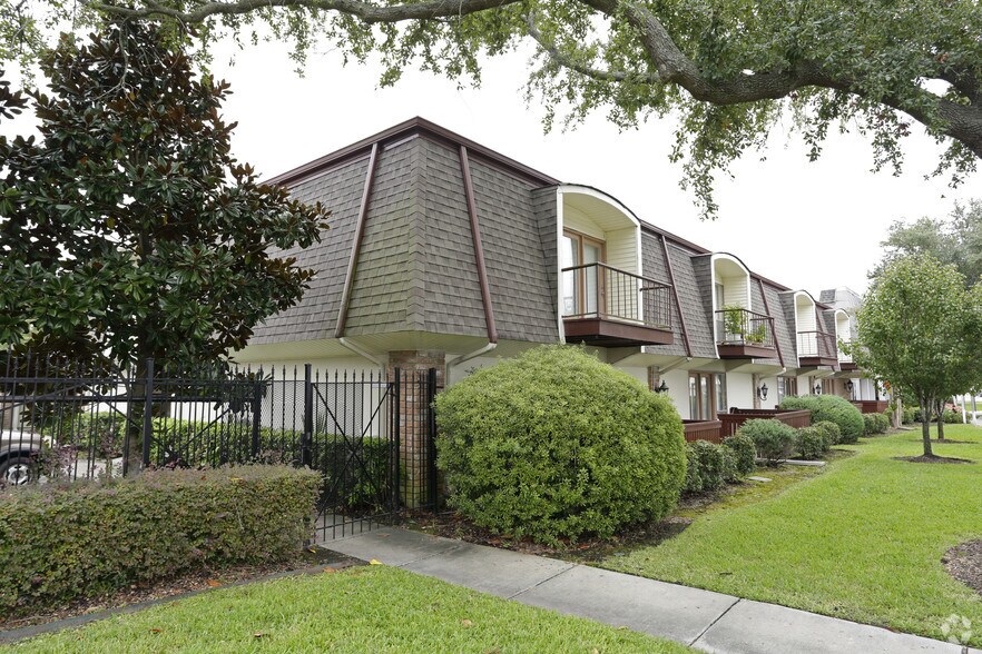 1901 Lafayette St, Gretna, LA à vendre - Photo principale – Image 1 sur 71