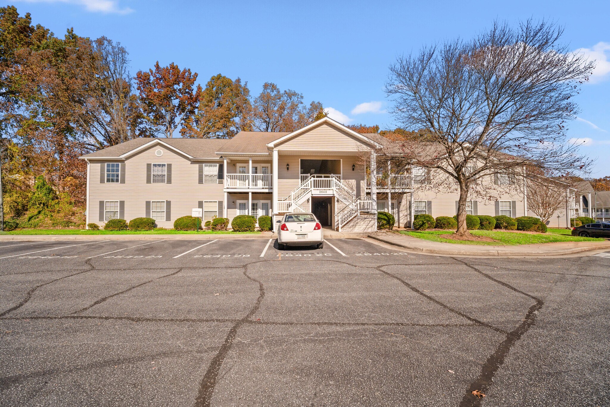 2612 Guyer St, High Point, NC à vendre Photo de l’immeuble– Image 1 sur 7