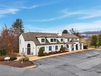 Plus de détails pour 2704-2706 Spotswood Trl, Rockingham, VA - Bureau à louer