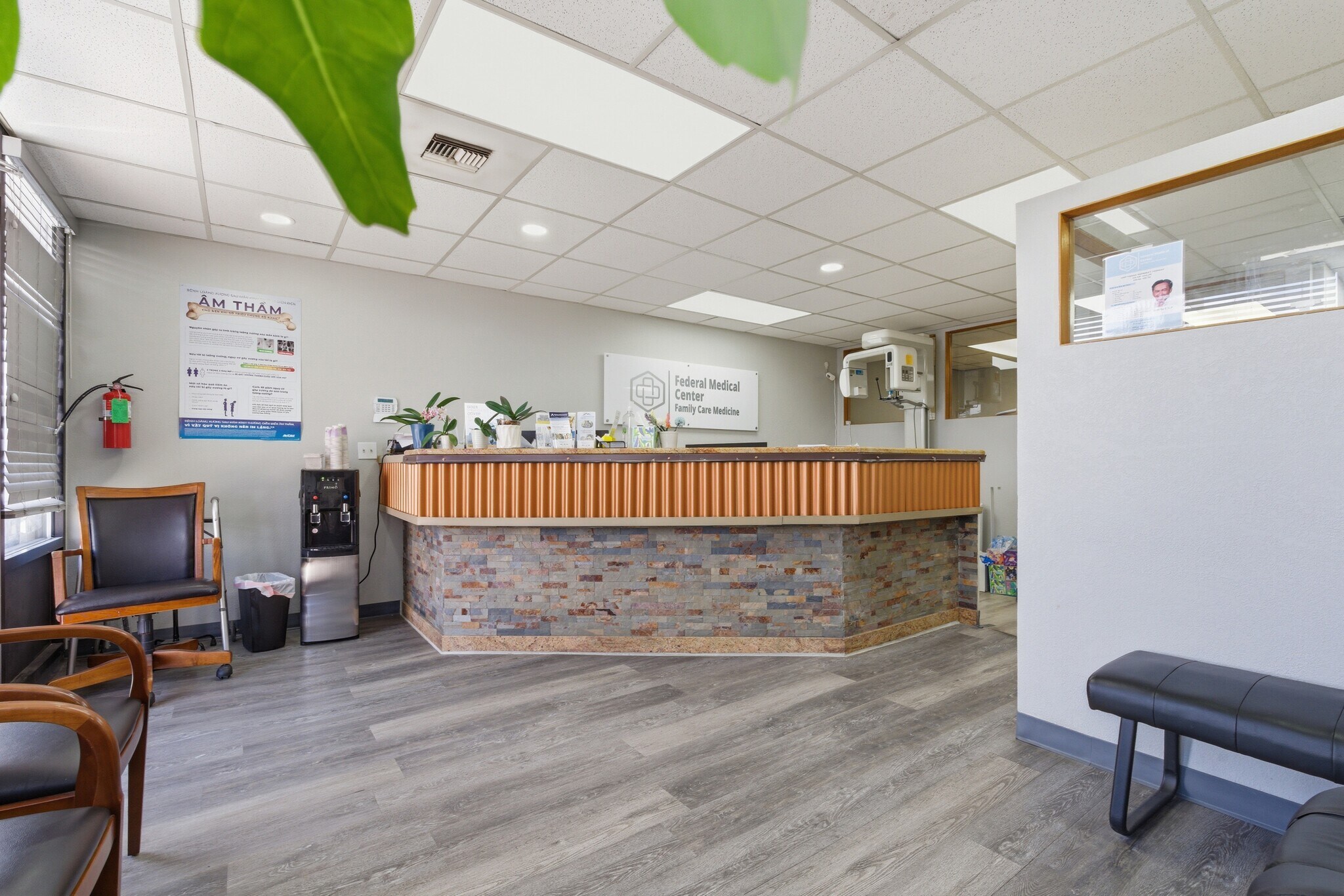 1013 S Federal Blvd, Denver, CO à louer Photo principale– Image 1 sur 20