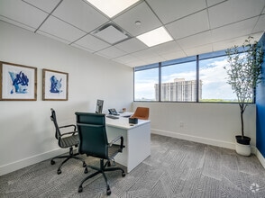 10800 Biscayne Blvd, Miami, FL à louer Photo intérieure– Image 1 sur 1