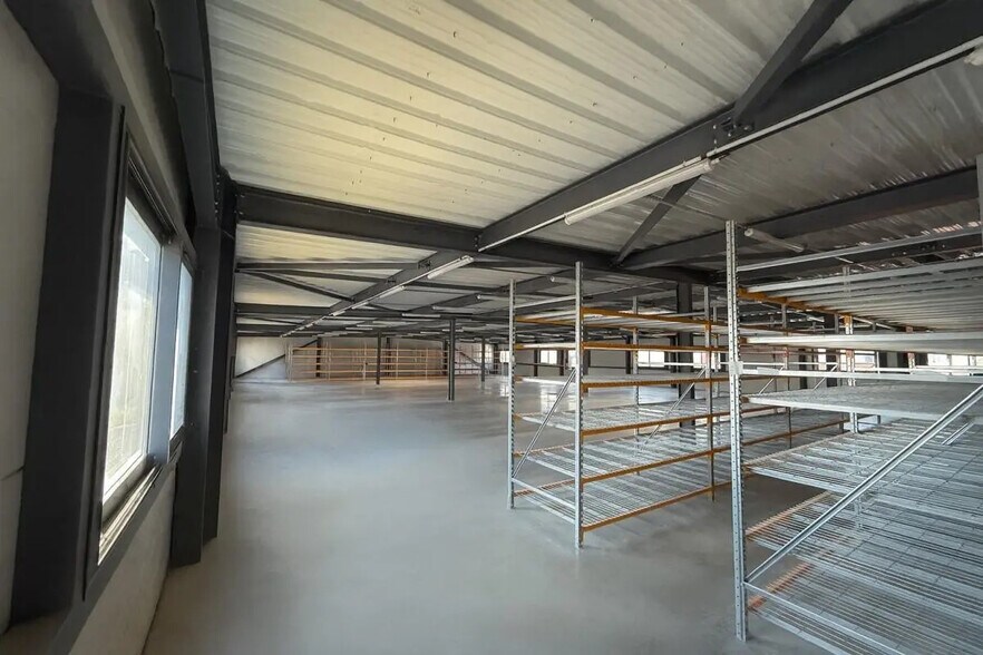 Industriel/Logistique dans La Garde à vendre - Photo de l’immeuble – Image 1 sur 5