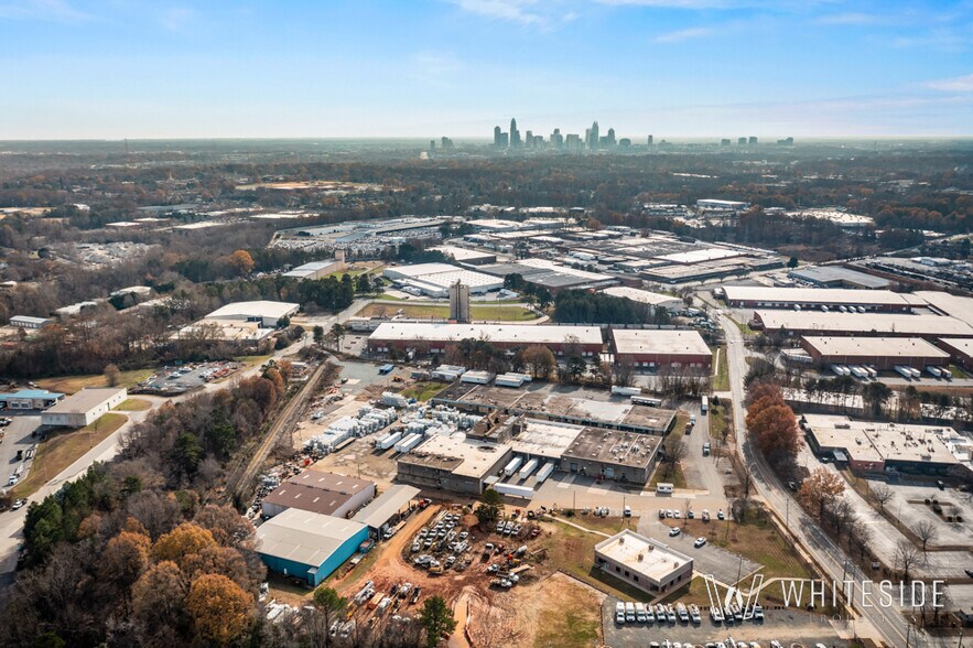 4330 Chesapeake Buildings 1 & 2 portefeuille de 2 biens à vendre sur LoopNet.fr - Photo de l’immeuble – Image 1 sur 6