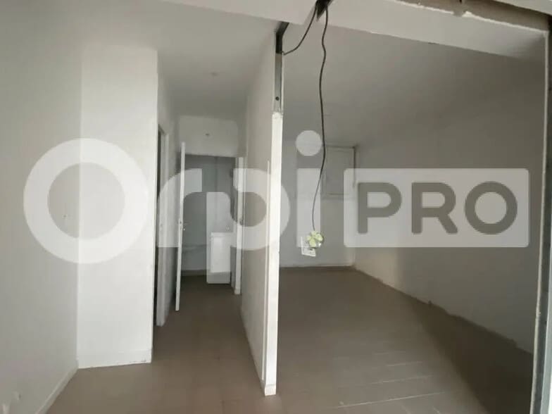 Local commercial dans Le Havre à louer - Photo intérieure – Image 3 sur 7