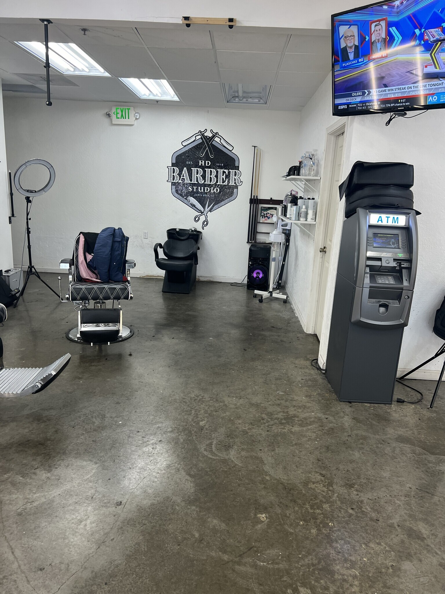 1880 Mendocino Ave, Santa Rosa, CA à louer Photo intérieure– Image 1 sur 2